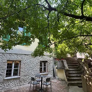  Hostel Arka